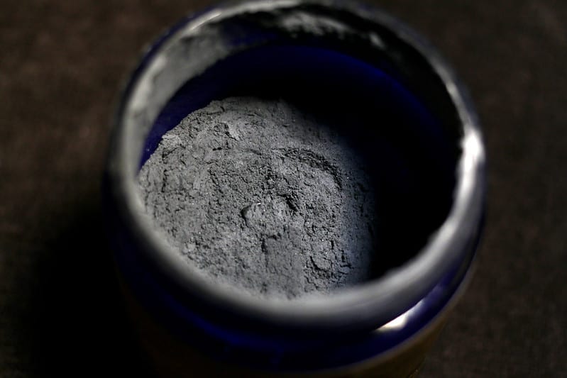 charcoal powder